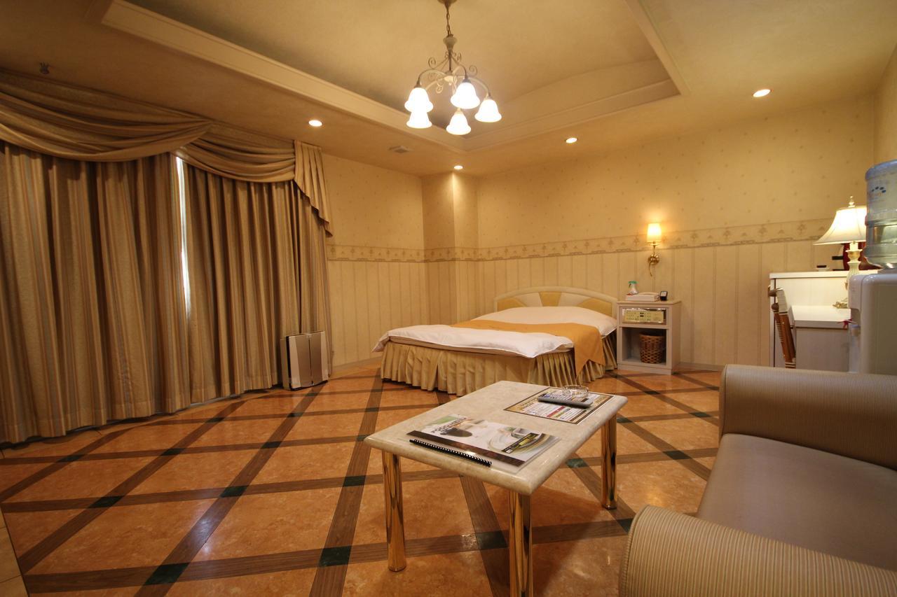 Hotel Afternoon (Adults Only) أوساكا المظهر الخارجي الصورة